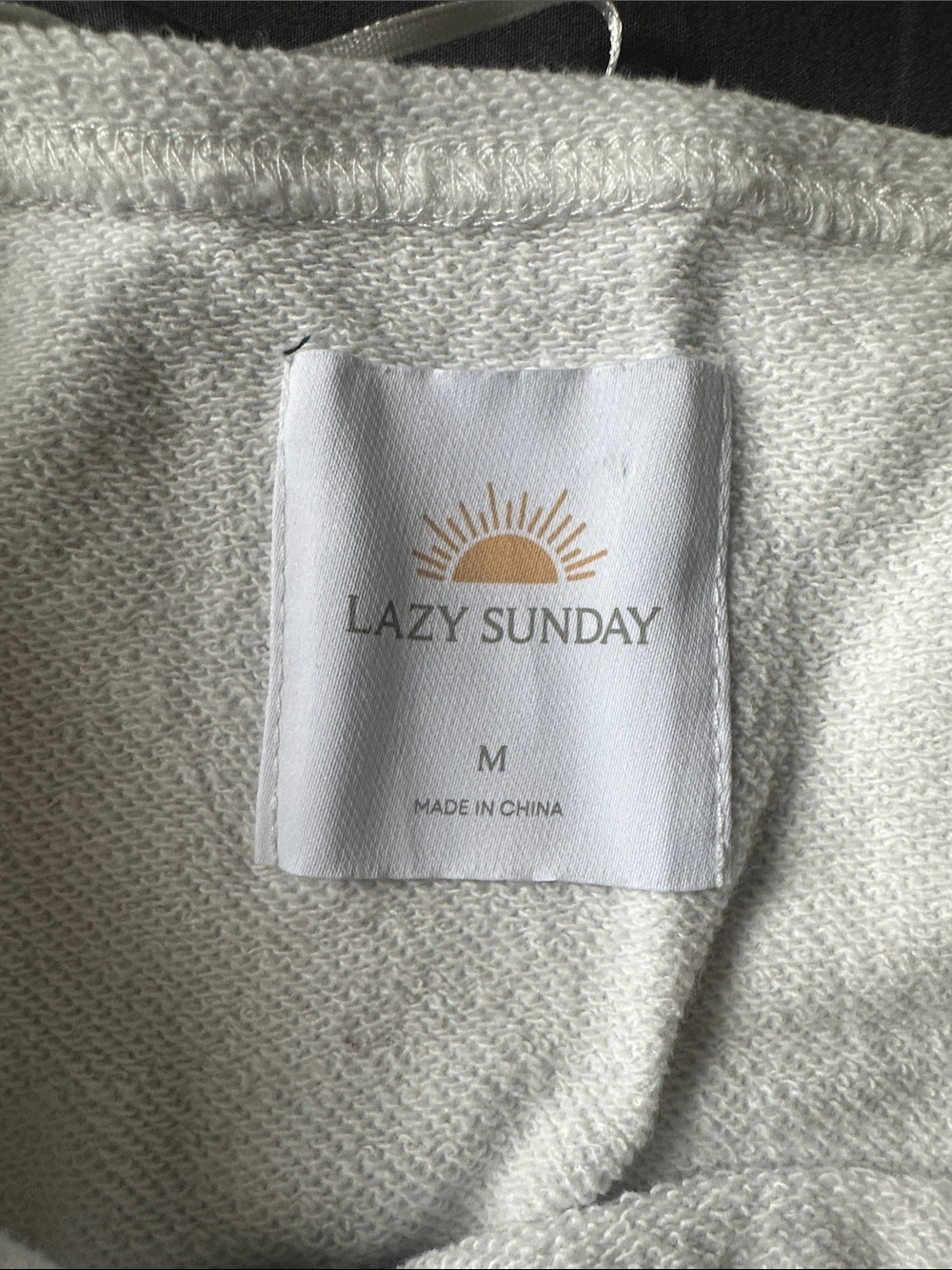 California Graphic off the shoulder Sweatshirt - Picture 3 of 3
